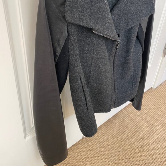 Vince leather moto jacket (XS) - Picture 3 of 9